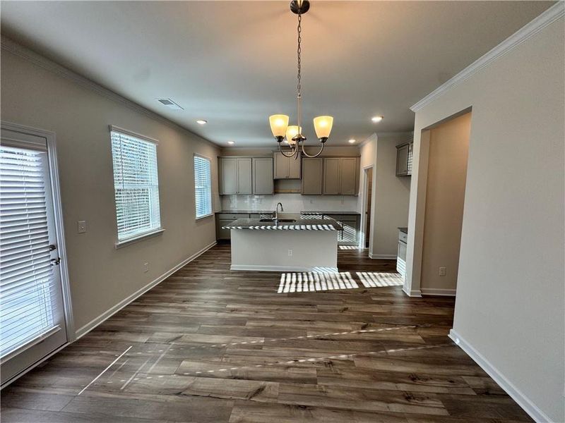 Furnished interior view inside a new home in Tell River, Atlanta (Image 7).