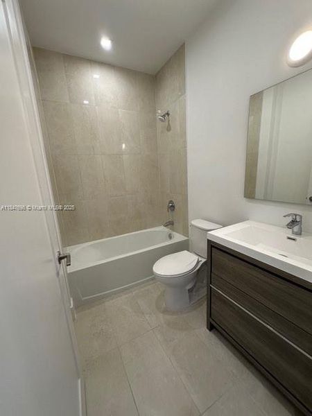 Furnished interior view inside a new home in , Dania Beach (Image 3).