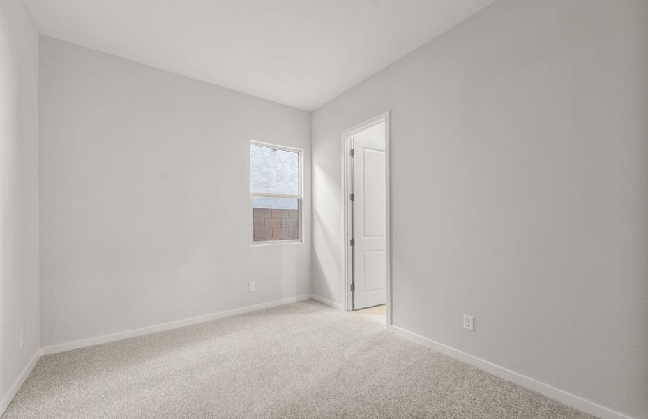 Spacious, unfurnished interior of a new home in Legado West, Queen Creek (Image 31).