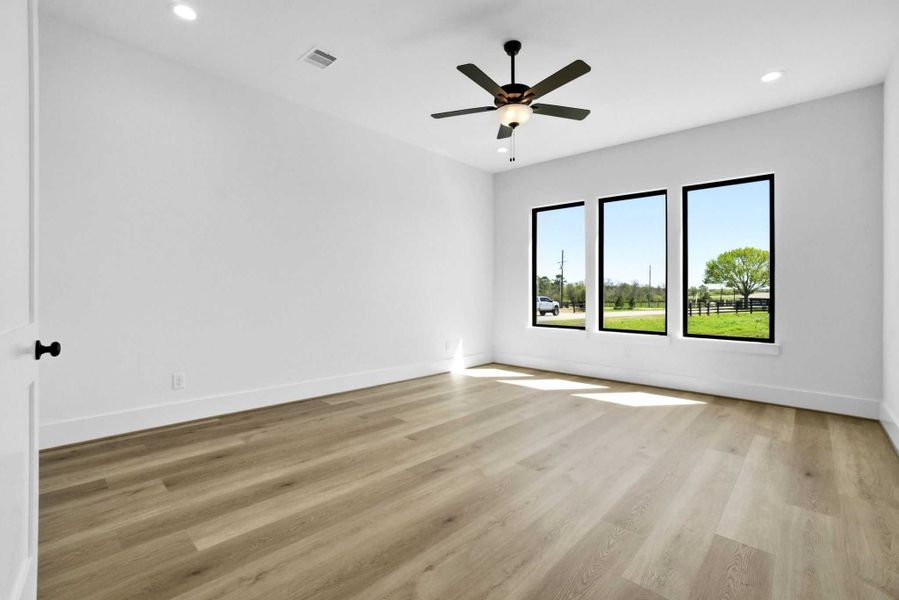 Spacious, unfurnished interior of a new home in Chapel Bend, Montgomery (Image 32). Spacious, unfurnished interior of a new home in Chapel Bend, Montgomery (Image 32).