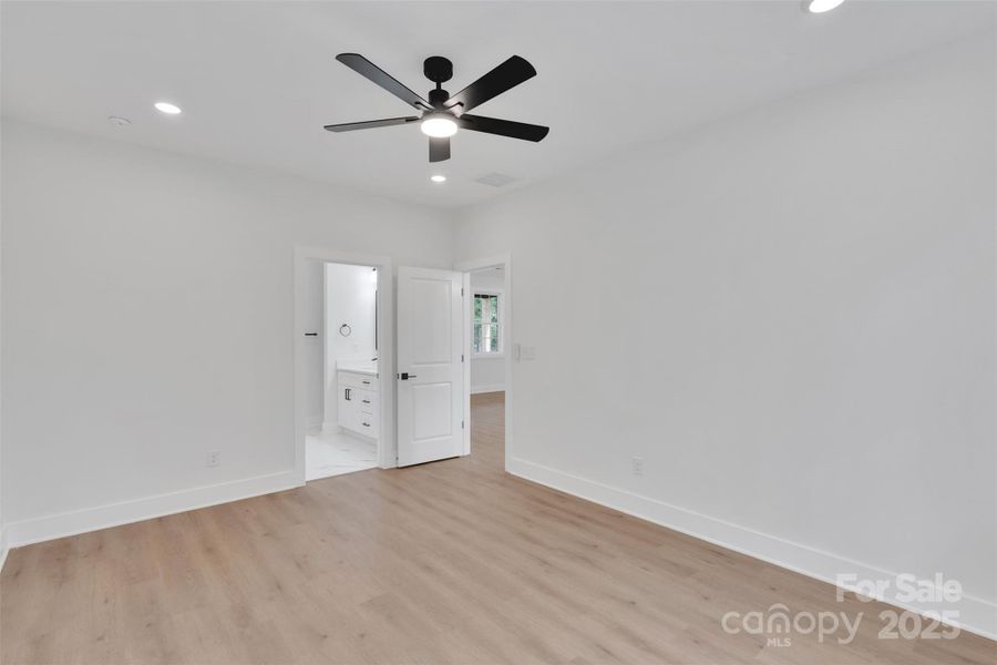 Spacious, unfurnished interior of a new home in , Gastonia (Image 10). Spacious, unfurnished interior of a new home in , Gastonia (Image 10).