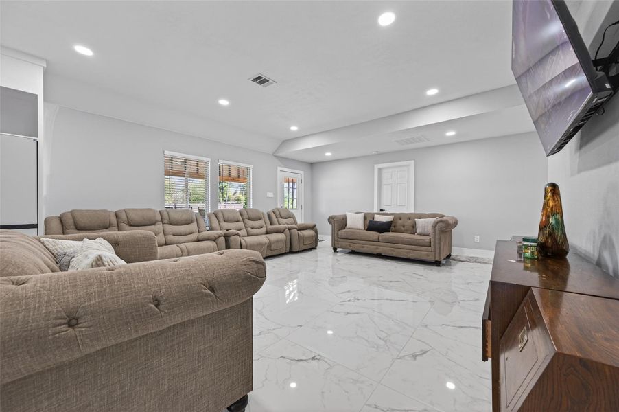 Furnished interior view inside a new home in , Conroe (Image 29). Furnished interior view inside a new home in , Conroe (Image 29).