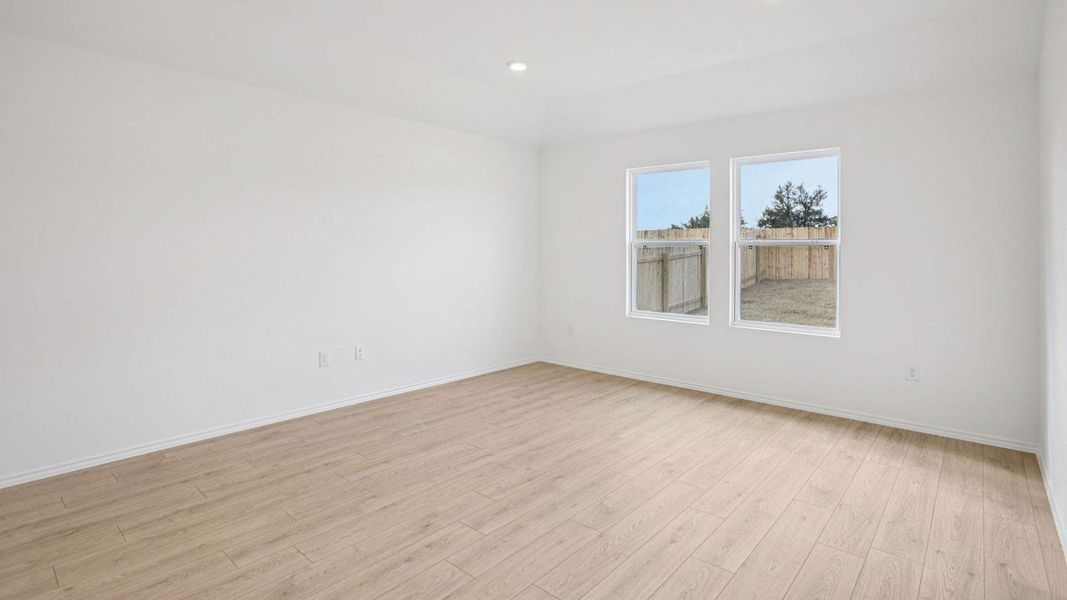 Spacious, unfurnished interior of a new home in Carillon, Manor (Image 16). Spacious, unfurnished interior of a new home in Carillon, Manor (Image 16).