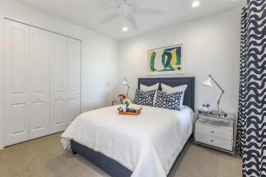 Representative furnished interior of a home built from the Sandcastle 2 by Neal Communities in Grand Park, Sarasota (Image 11).