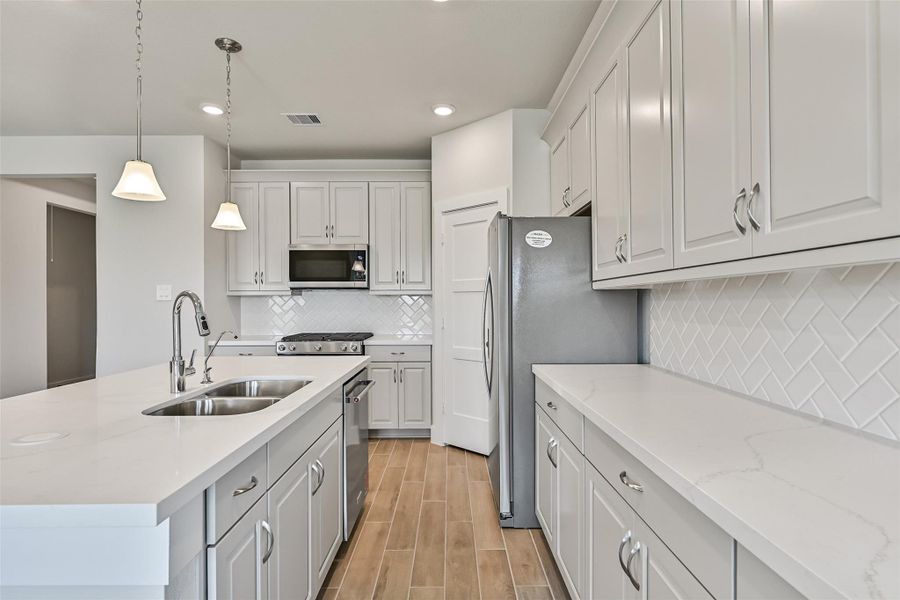 Furnished interior view inside a new home in Laurel Landing, Alvin (Image 12).