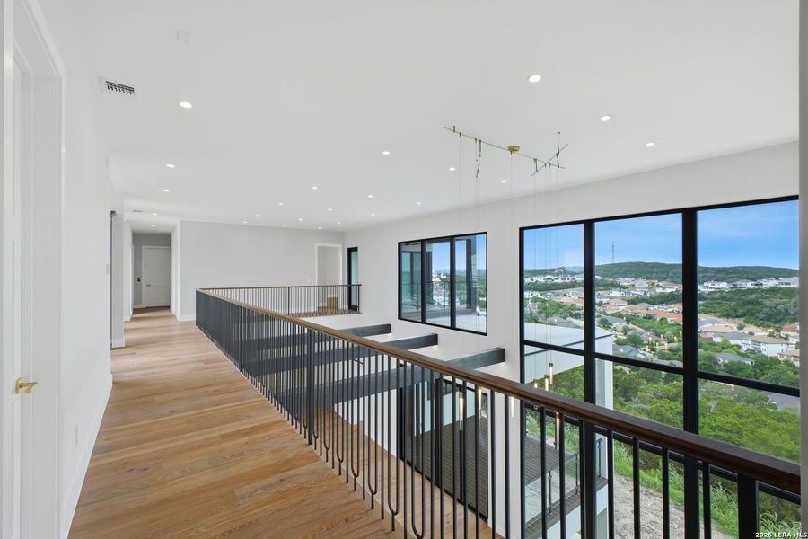 Spacious, unfurnished interior of a new home in , San Antonio (Image 36). Spacious, unfurnished interior of a new home in , San Antonio (Image 36).