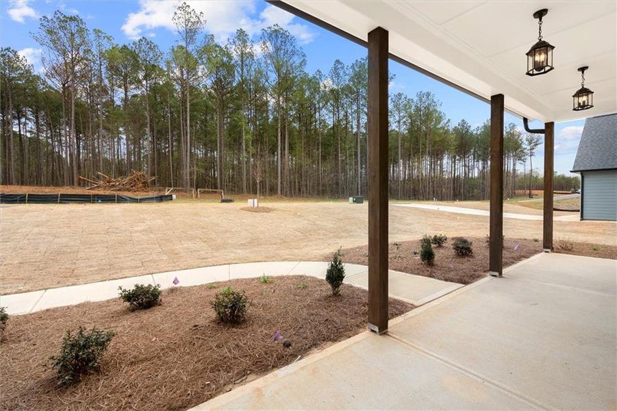 Exterior details and patio area of a home in , Rockmart (Image 3).