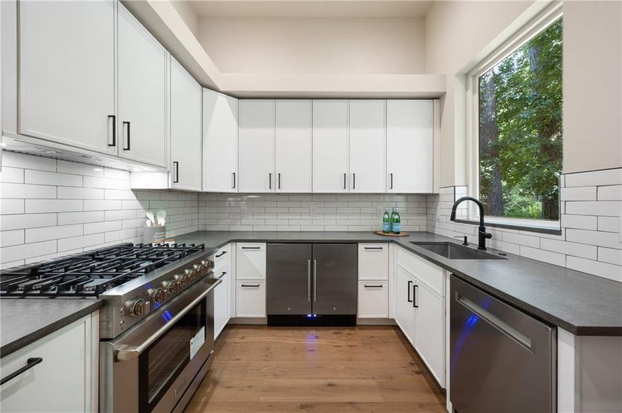 Furnished interior view inside a new home in , Sandy Springs (Image 41).