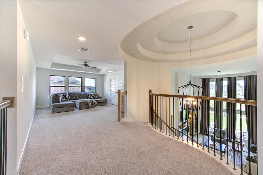 Spacious, unfurnished interior of a new home in Cross Creek West, Fulshear (Image 21).