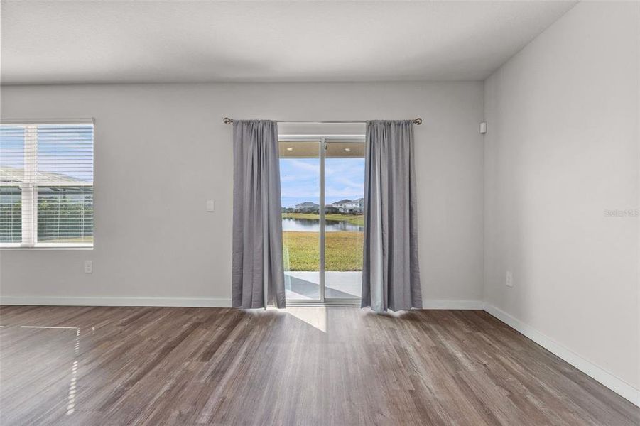 Spacious, unfurnished interior of a new home in , Bradenton (Image 38).