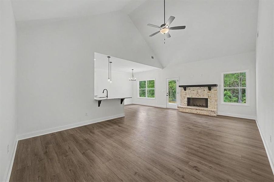 Spacious, unfurnished interior of a new home in , Dallas (Image 28). Spacious, unfurnished interior of a new home in , Dallas (Image 28).