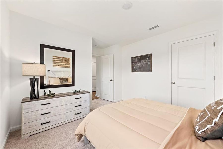 Furnished interior view inside a new home in Woodlake Landing, Hartwell (Image 9). Furnished interior view inside a new home in Woodlake Landing, Hartwell (Image 9).