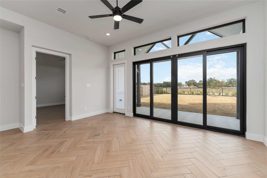 Spacious, unfurnished interior of a new home in Elyson, Katy (Image 22). Spacious, unfurnished interior of a new home in Elyson, Katy (Image 22).