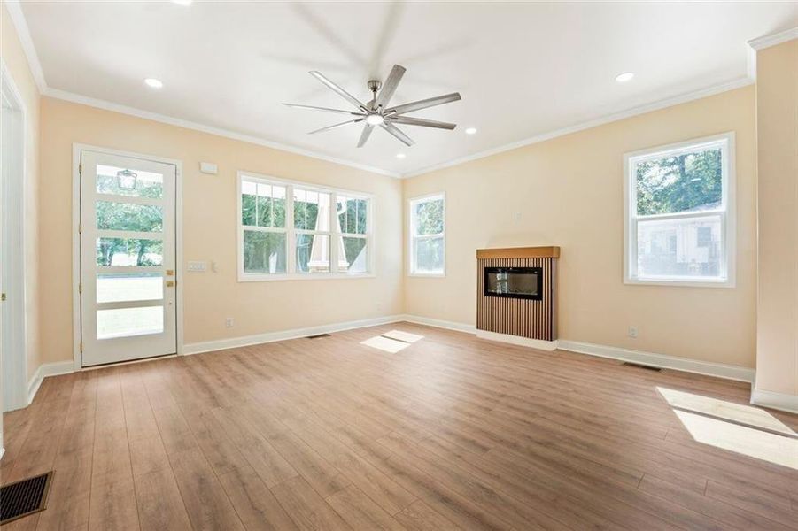 Spacious, unfurnished interior of a new home in , Atlanta (Image 16). Spacious, unfurnished interior of a new home in , Atlanta (Image 16).
