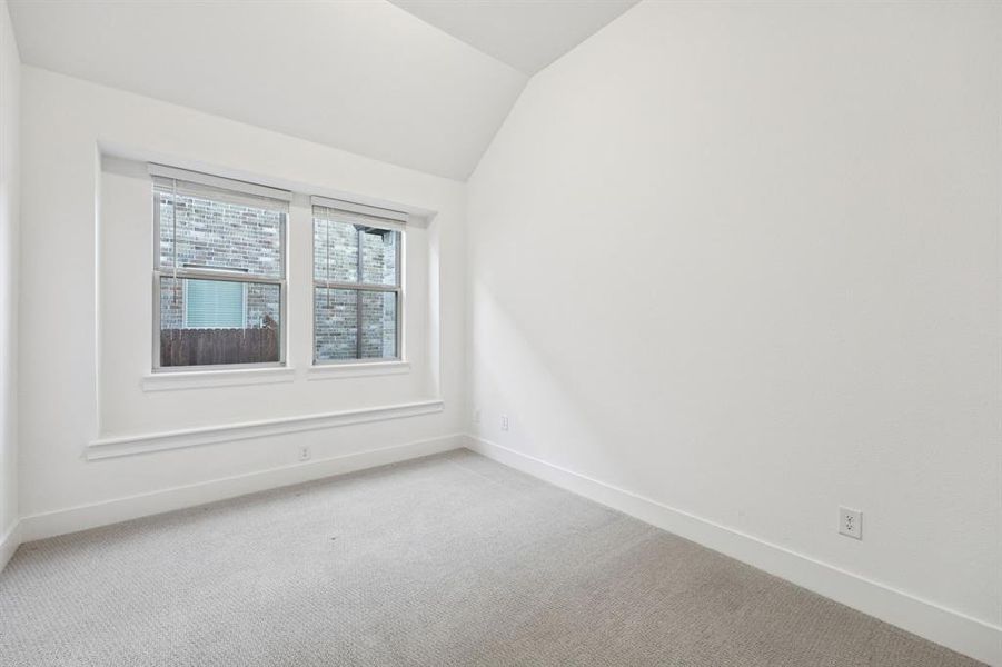 Spacious, unfurnished interior of a new home in Birdsong, Mansfield (Image 25).