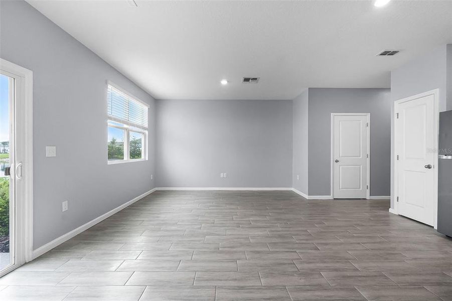 Spacious, unfurnished interior of a new home in Ashford Place, St. Cloud (Image 13). Spacious, unfurnished interior of a new home in Ashford Place, St. Cloud (Image 13).