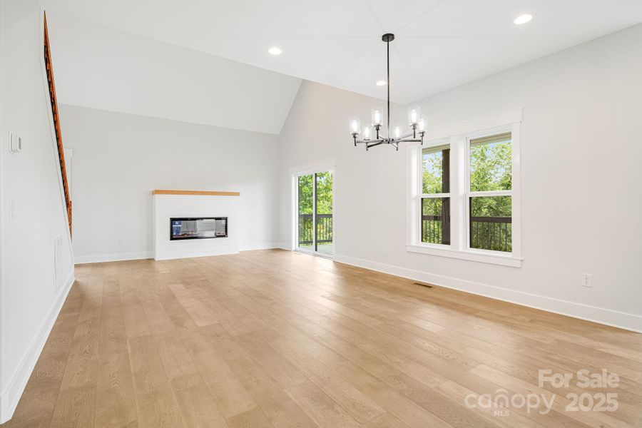 Spacious, unfurnished interior of a new home in , Hendersonville (Image 14).