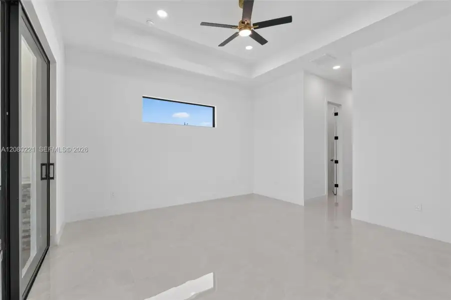 Spacious, unfurnished interior of a new home in , Cape Coral (Image 70). Spacious, unfurnished interior of a new home in , Cape Coral (Image 70).