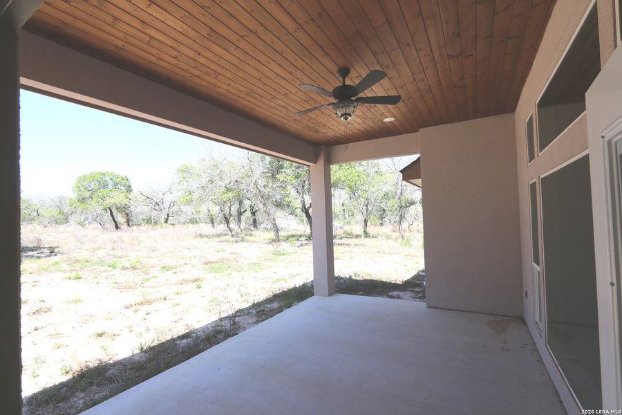 Exterior details and patio area of a home in , Floresville (Image 3).
