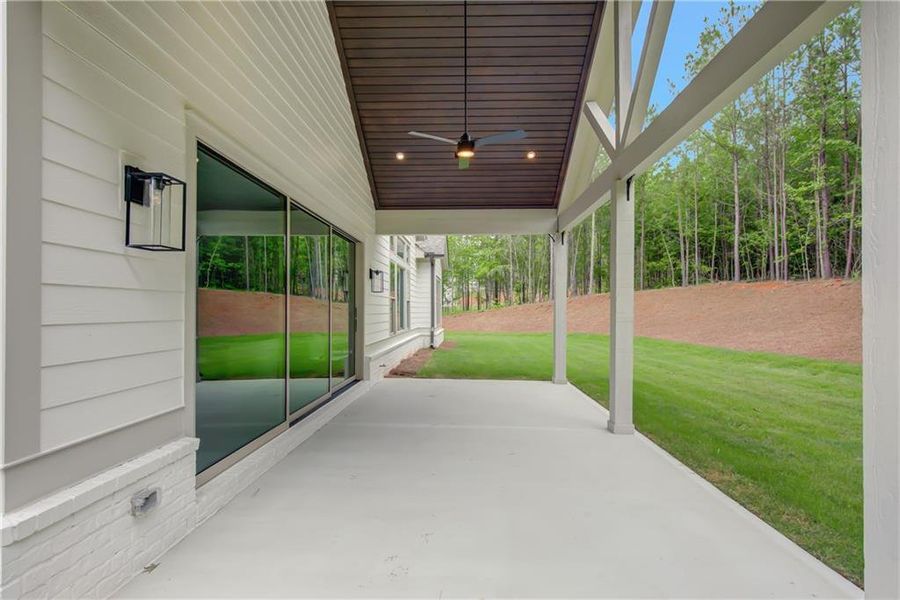 Spacious, unfurnished interior of a new home in , Newnan (Image 62). Spacious, unfurnished interior of a new home in , Newnan (Image 62).