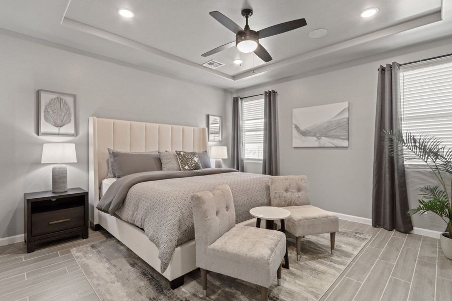 Representative furnished interior of a home built from the Pershing by Hakes Brothers in Paseo Del Este, El Paso (Image 22).