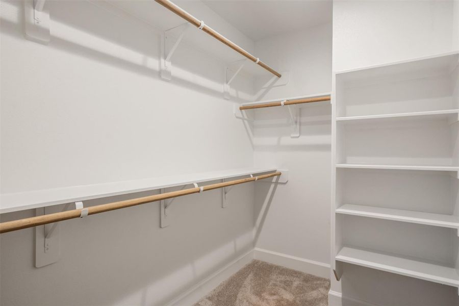 Spacious, unfurnished interior of a new home in , Houston (Image 19).