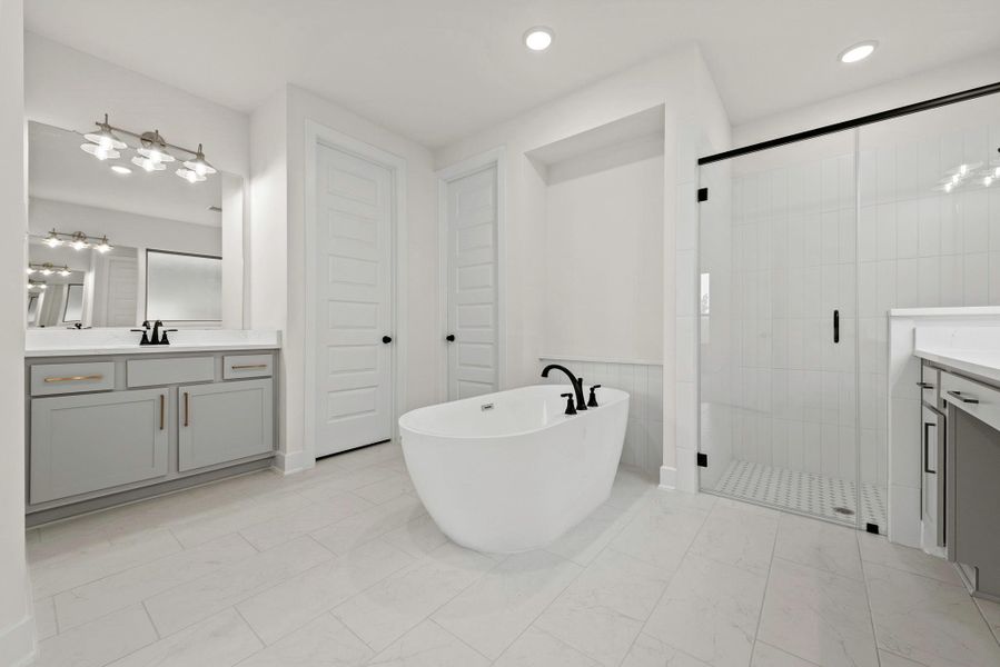 Representative image. Features, specifications, selections and colors may vary. Representative image. Features, specifications, selections and colors may vary.