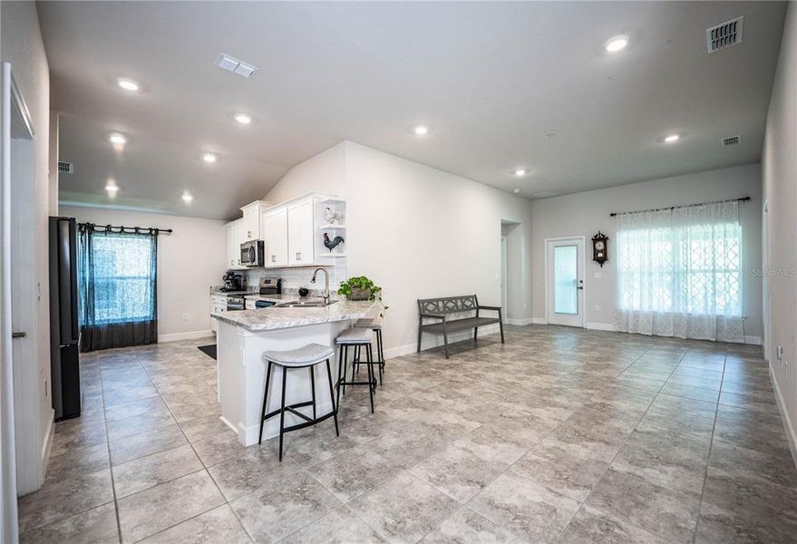 Furnished interior view inside a new home in , Winter Haven (Image 14).