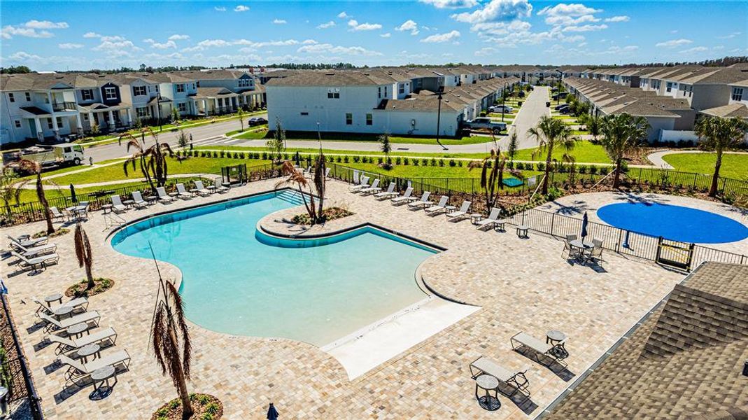 Community amenities in , Winter Garden (Image 42). Community amenities in , Winter Garden (Image 42).