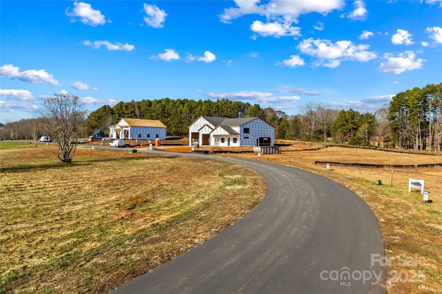 Image 5 of a home in . Image 5 of a home in .