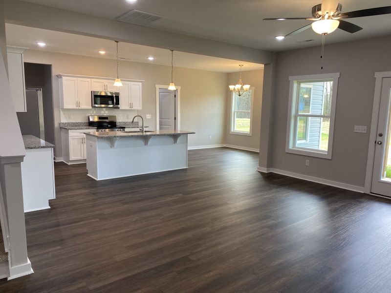 Representative unfurnished interior of a home built from the Taft by Foundation Home Builders LLC in Old Hickory Crossing, Mocksville (Image 13).