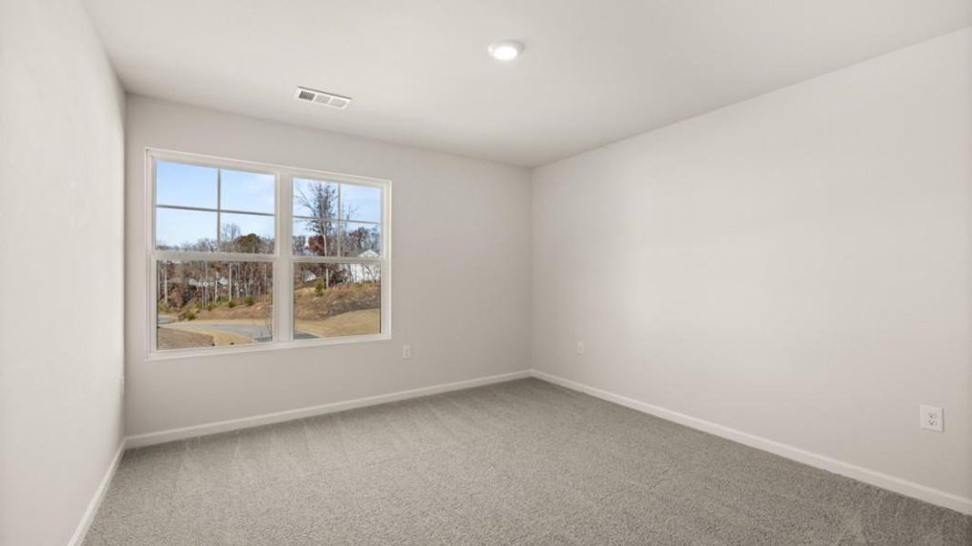 Spacious, unfurnished interior of a new home in Falcon Landing, Gainesville (Image 23).