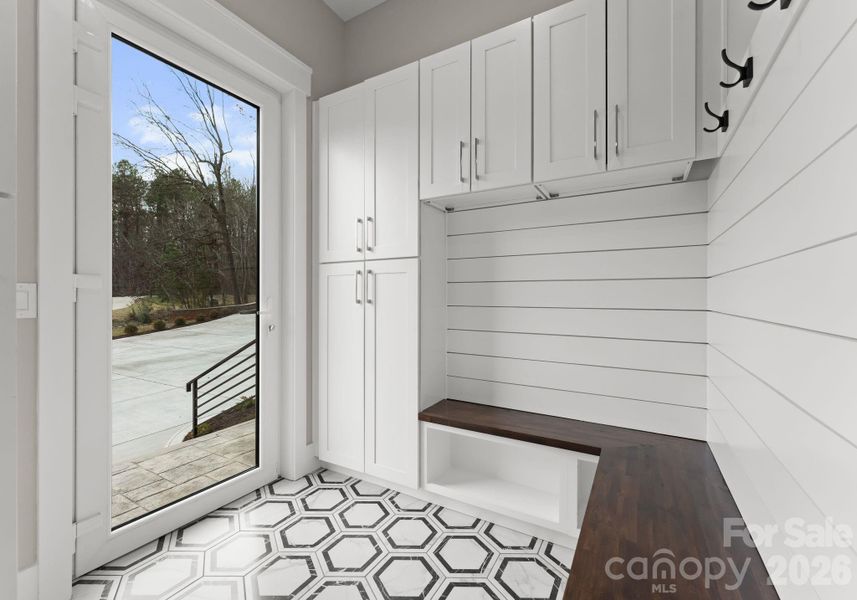 Exterior details and patio area of a home in , Mint Hill (Image 4).