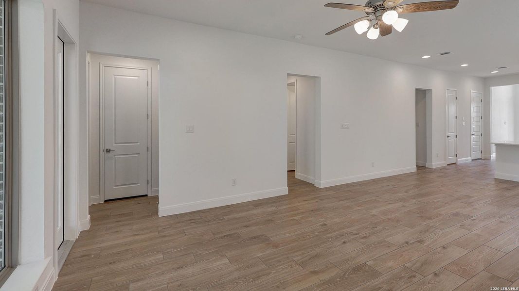 Spacious, unfurnished interior of a new home in Kallison Ranch, San Antonio (Image 26).