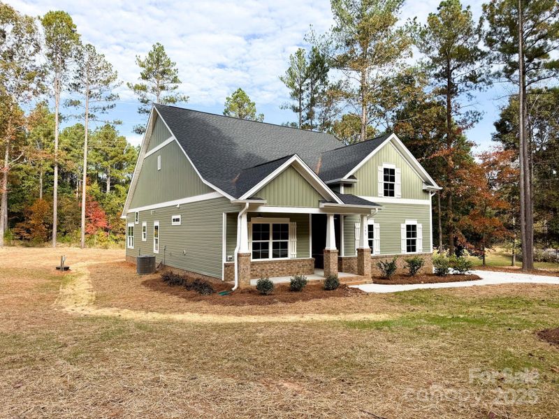 Image 18 of a home in .