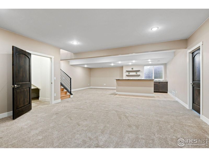 Spacious, unfurnished interior of a new home in Harvest Ridge, Berthoud (Image 37).