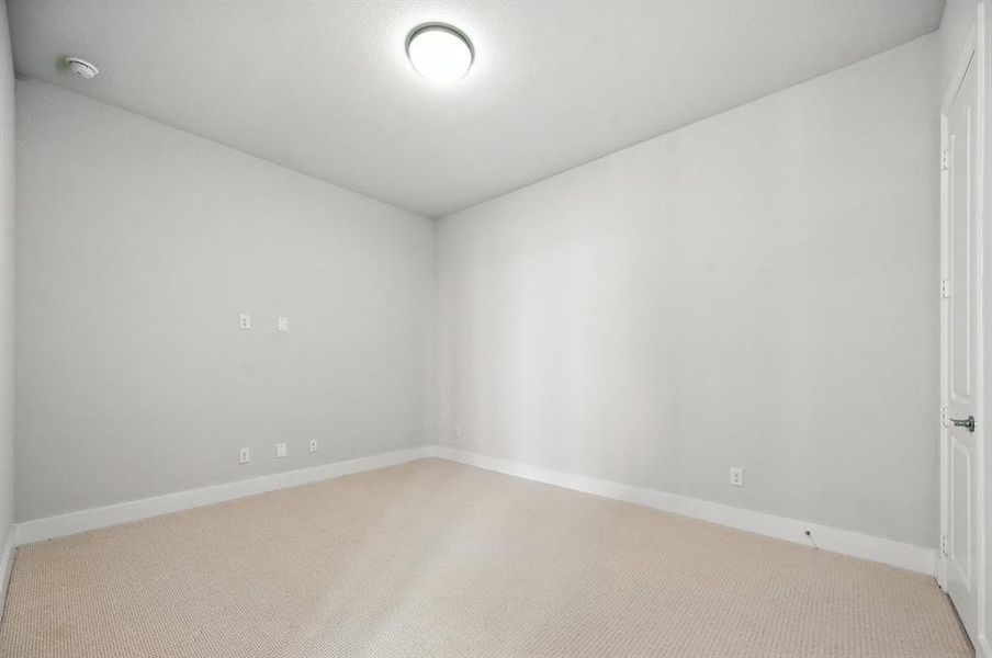 Empty room with carpet Empty room with carpet