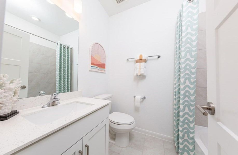 Furnished interior view inside a new home in Laurel Landing: Landmark Collection, Alvin (Image 12).