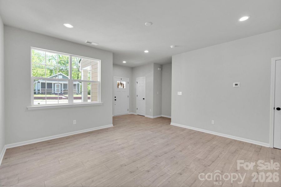 Spacious, unfurnished interior of a new home in , Concord (Image 34).