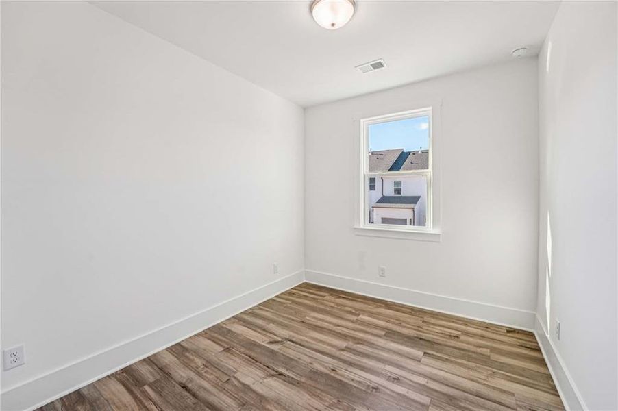 Spacious, unfurnished interior of a new home in Park Vue, Atlanta (Image 35). Spacious, unfurnished interior of a new home in Park Vue, Atlanta (Image 35).