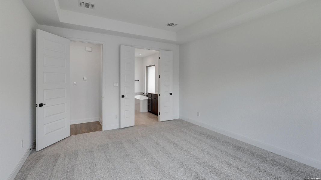 Spacious, unfurnished interior of a new home in Kallison Ranch, San Antonio (Image 20). Spacious, unfurnished interior of a new home in Kallison Ranch, San Antonio (Image 20).
