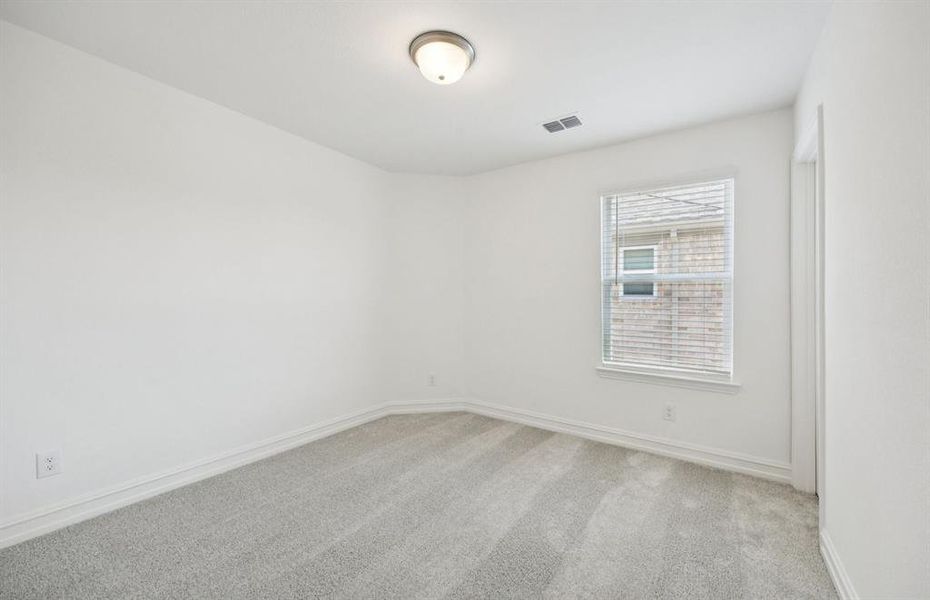 Spacious secondary bedroom Spacious secondary bedroom
