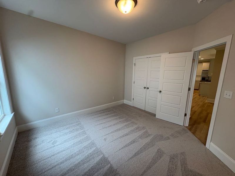 Spacious, unfurnished interior of a new home in Riverside Cove, Wilmington (Image 14).