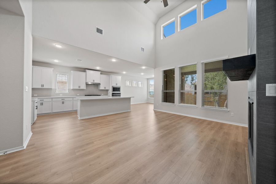 337 Five Mile Creek Way, Kyle, TX. - Slide 18 337 Five Mile Creek Way, Kyle, TX. - Slide 18