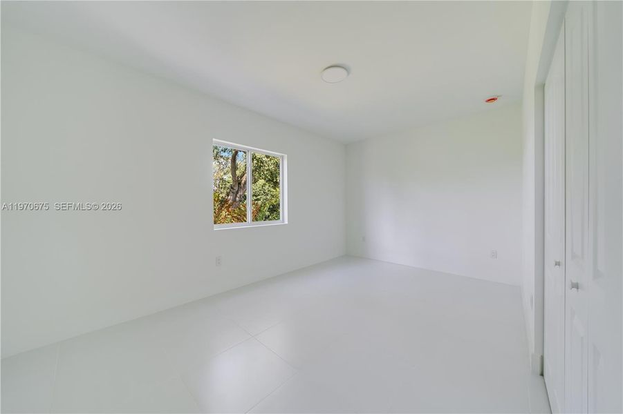 Spacious, unfurnished interior of a new home in , Miami (Image 20).