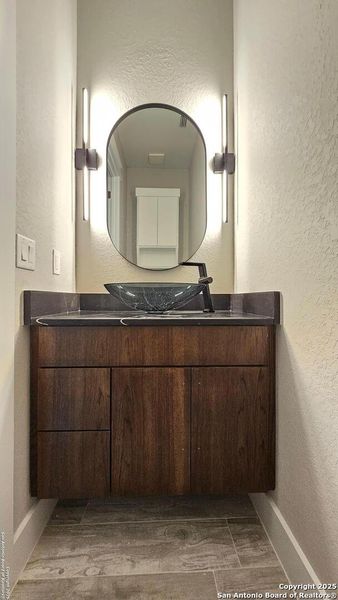 Furnished interior view inside a new home in , New Braunfels (Image 5).