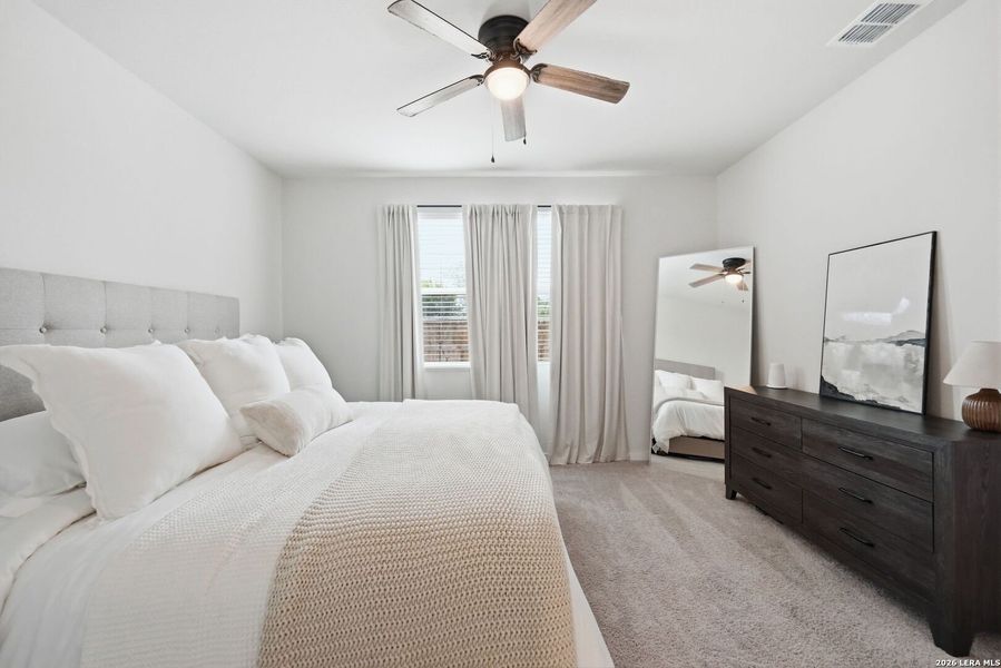 Furnished interior view inside a new home in Spring Creek, San Antonio (Image 33).