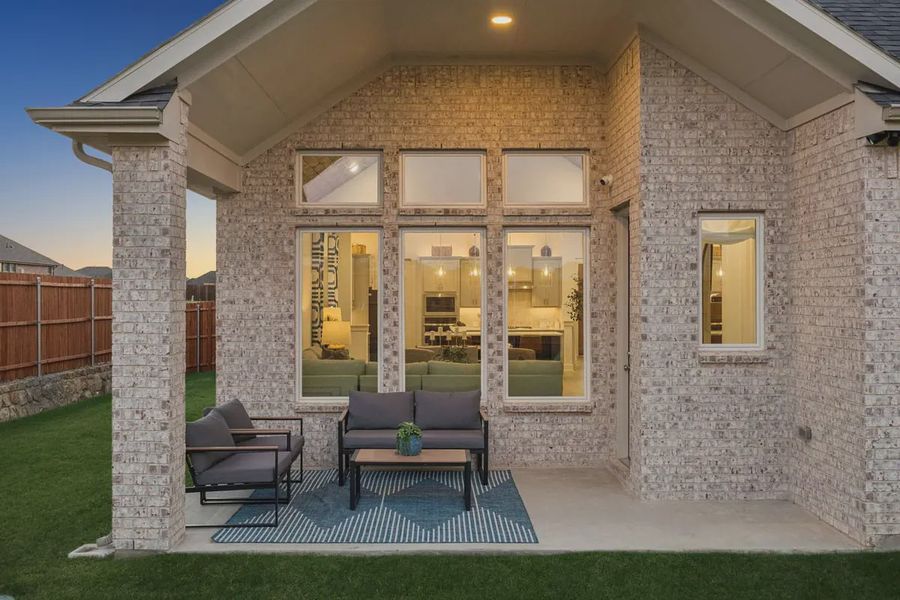 Representative exterior details of a home built from the Dayton 50' by Chesmar Homes in Las Lomas, Forney (Image 24).