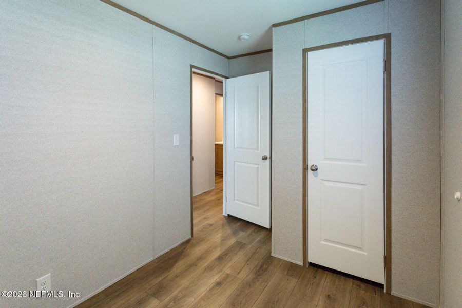 Spacious, unfurnished interior of a new home in , Jacksonville (Image 25).