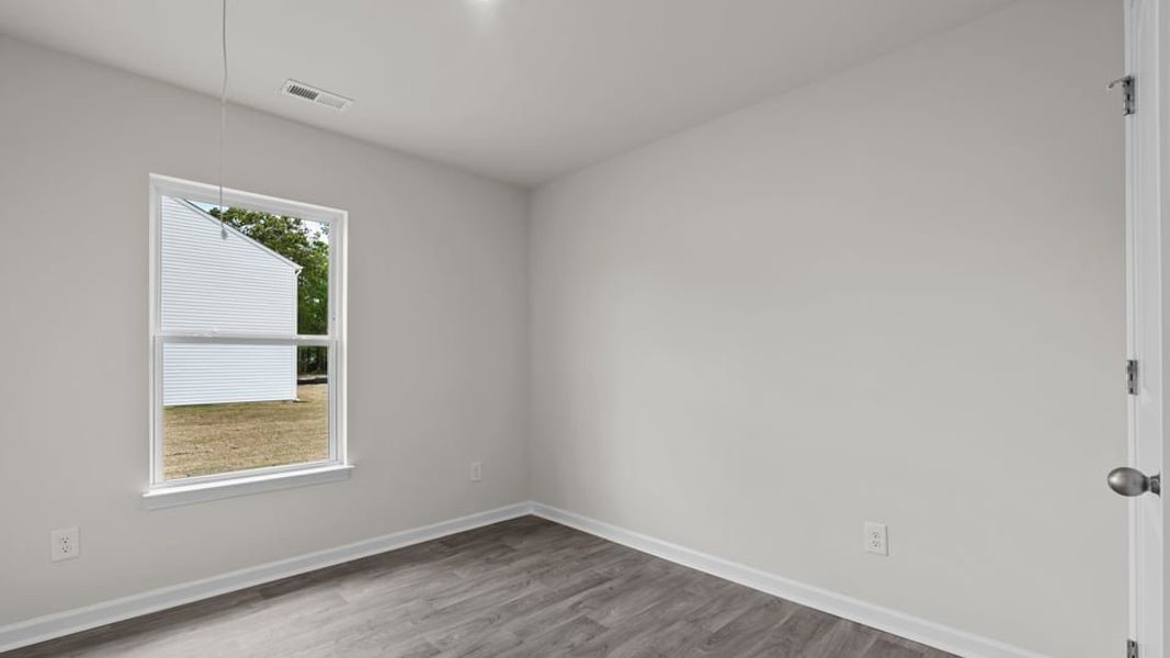 Spacious, unfurnished interior of a new home in Aspen Place, Thomasville (Image 16).